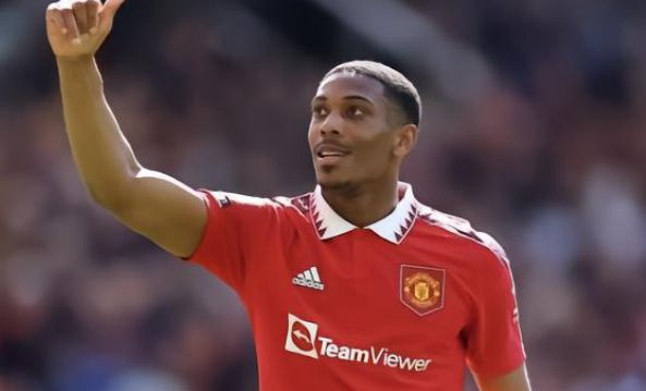 更多犯规 更多犯规